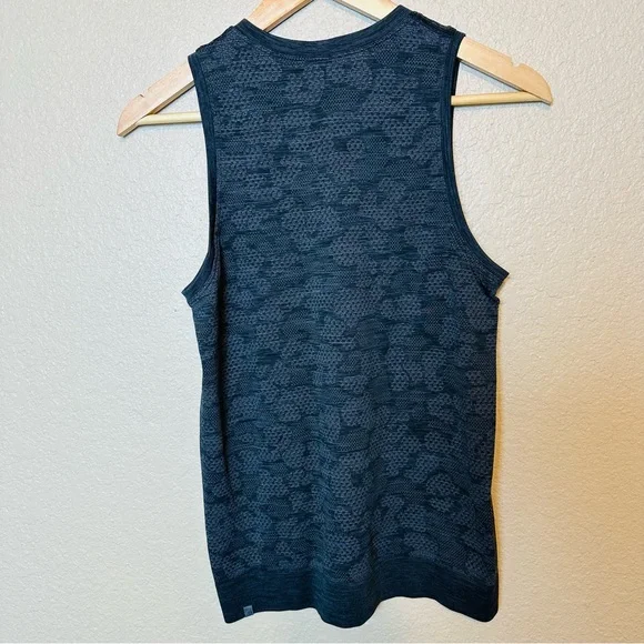 Lululemon Swiftly Breathe Muscle Tank Top Size 4 - Picture 4 of 5